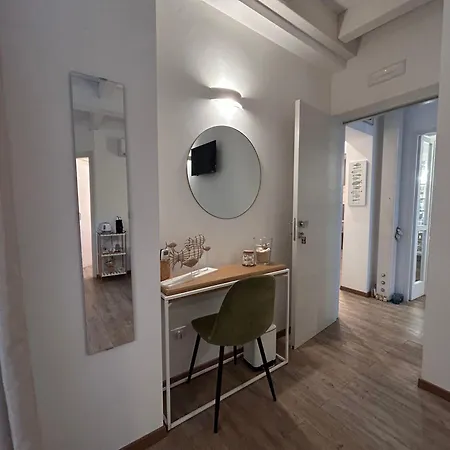 My House Nocleg ze śniadaniem 4*